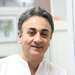 Dr. Shahrooz Bozorgi